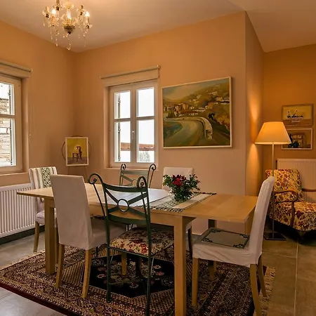 Villa Amethyst